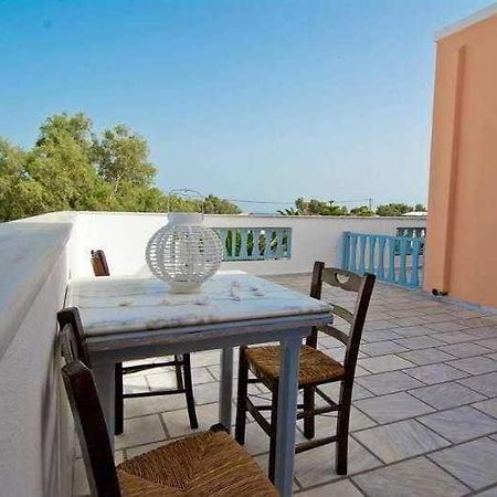 Jojo Beach Hotel & Bar Agios Georgios  Dış mekan fotoğraf